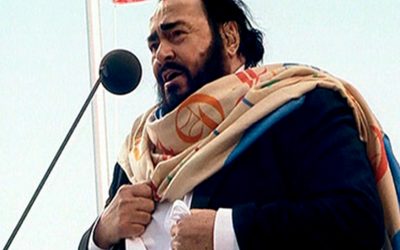 Nasceu o tenor Luciano Pavarotti, que popularizou a ópera